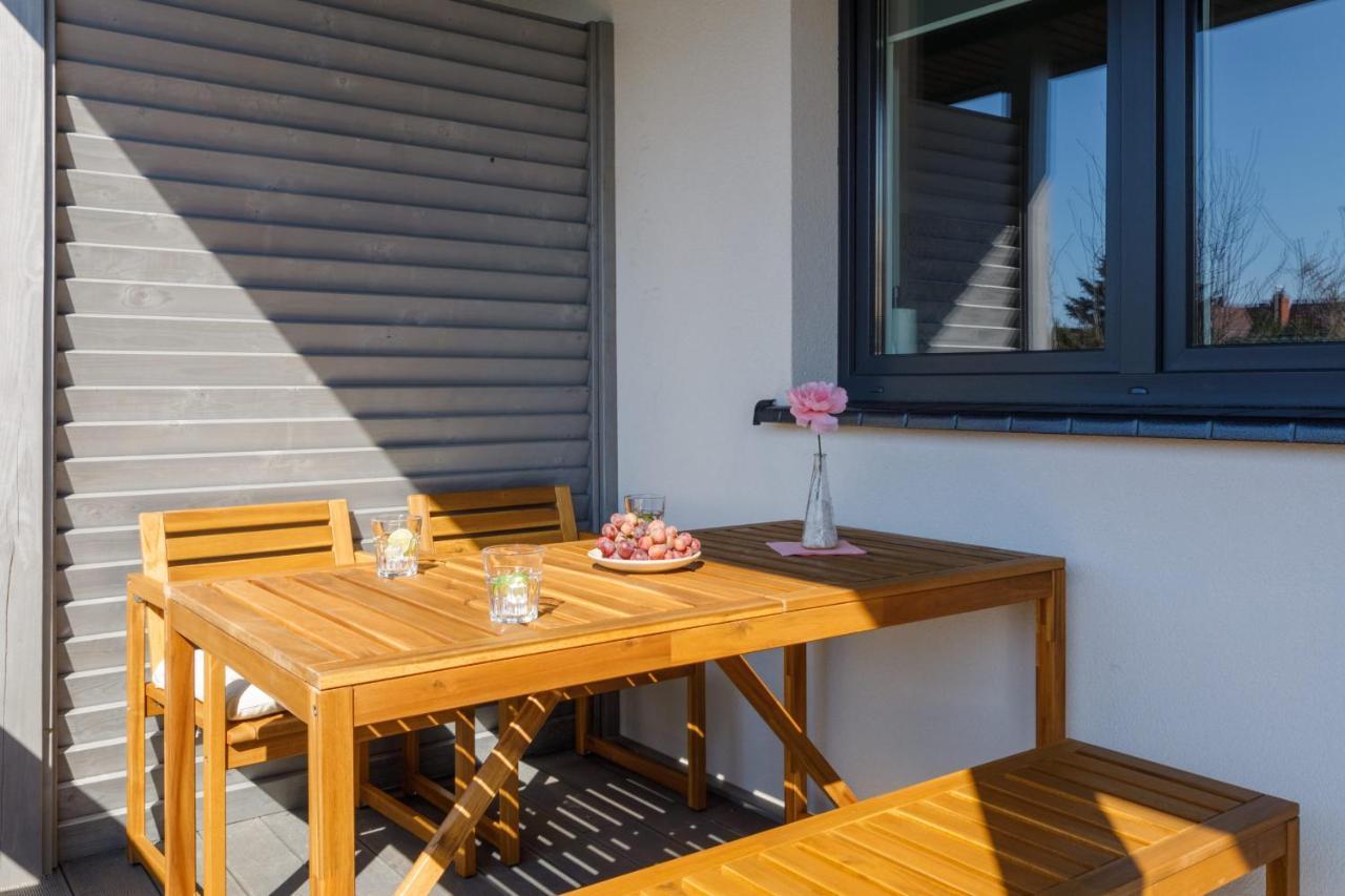 Seaside Escape Pet Friendly Apartments Mielenko By Noclegi Renters Exterior photo