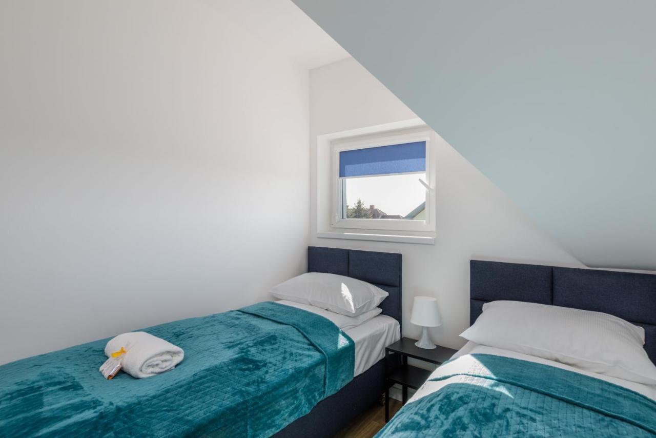 Seaside Escape Pet Friendly Apartments Mielenko By Noclegi Renters Exterior photo