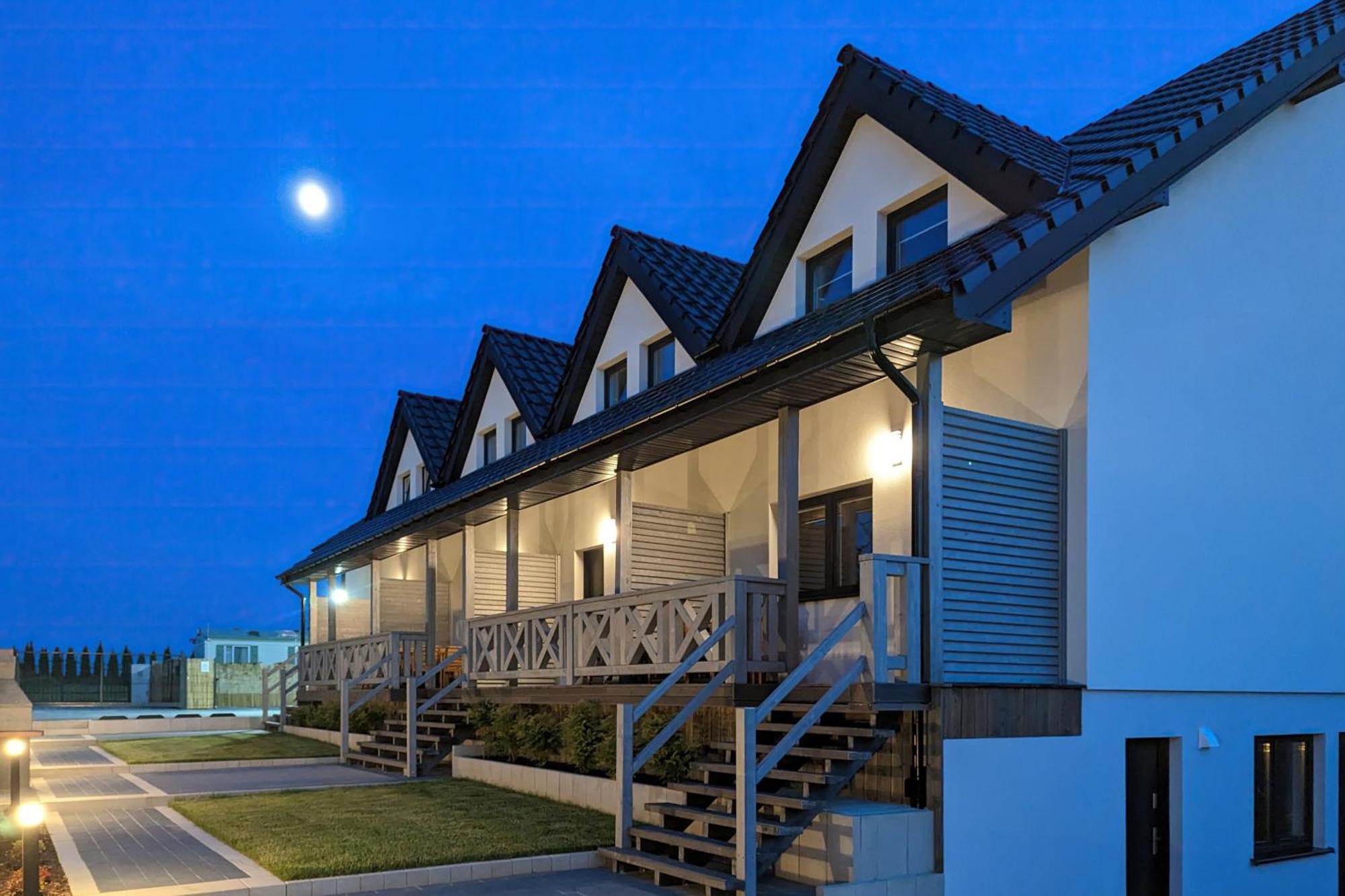 Seaside Escape Pet Friendly Apartments Mielenko By Noclegi Renters Exterior photo