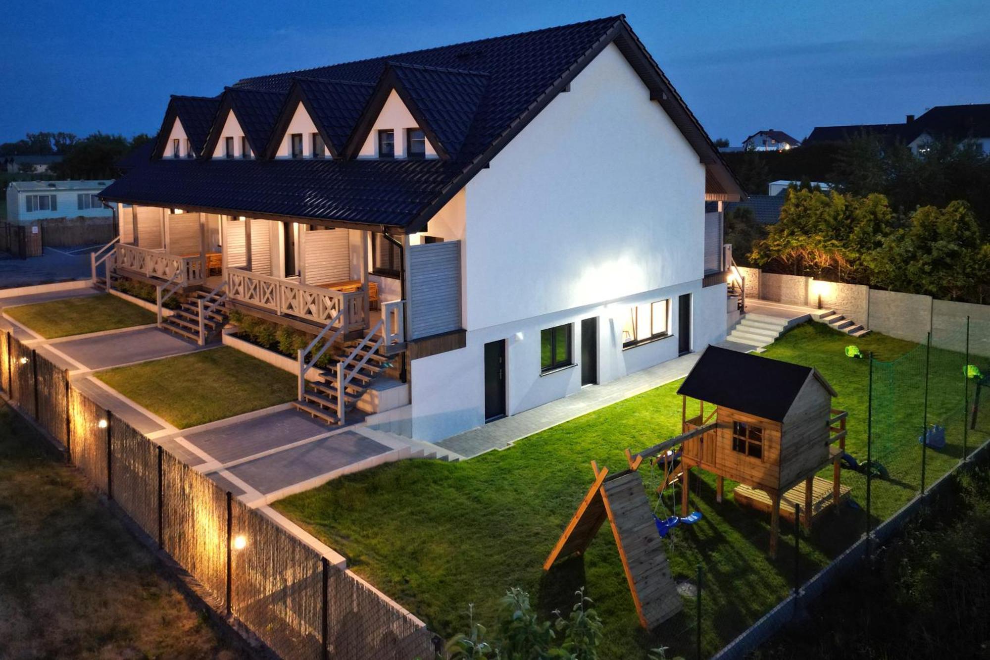 Seaside Escape Pet Friendly Apartments Mielenko By Noclegi Renters Exterior photo